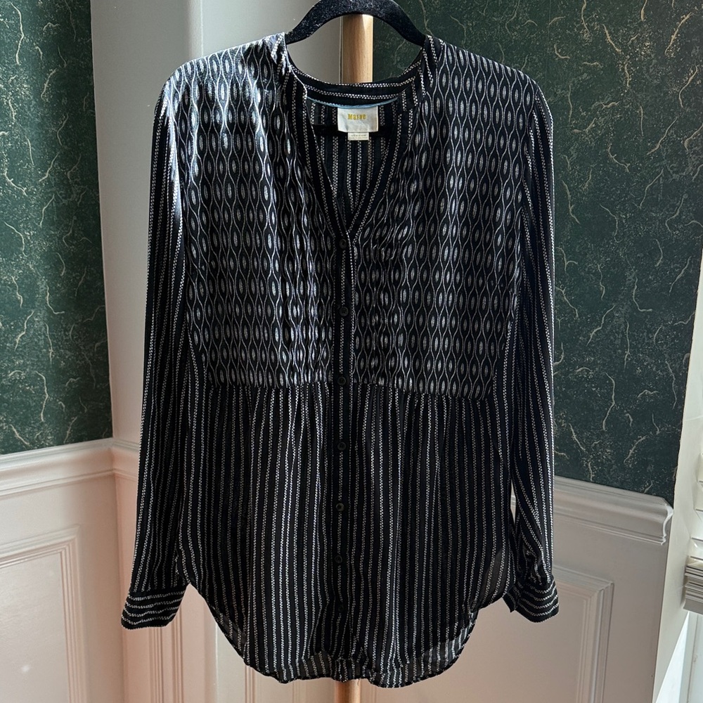 Maeve Anthropologie Black and White Blouse
